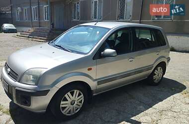 Хэтчбек Ford Fusion 2006 в 