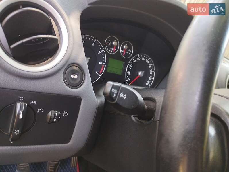 Хэтчбек Ford Fusion 2006 в Черноморске фото 21 Хэтчбек Ford Fusion 2006 в Черноморске