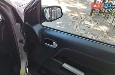 Хэтчбек Ford Fusion 2006 в 