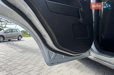 Хэтчбек Ford Fusion 2008 в 