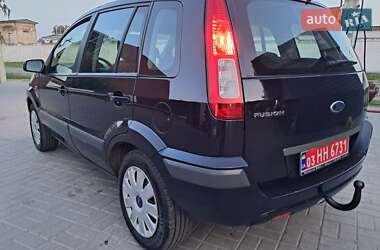 Хэтчбек Ford Fusion 2006 в 