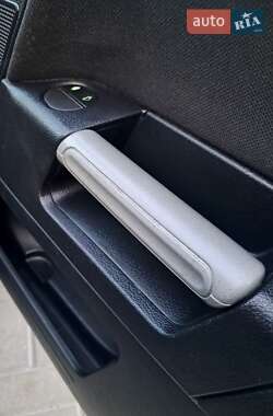 Хэтчбек Ford Fusion 2006 в 