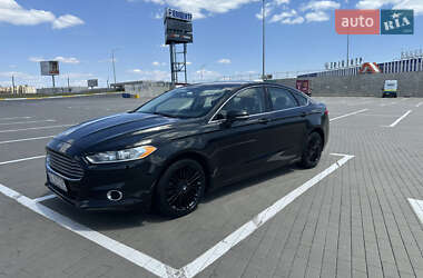 Седан Ford Fusion 2013 в 