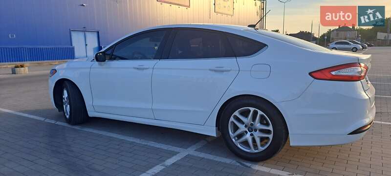 Седан Ford Fusion 2014 в Виннице