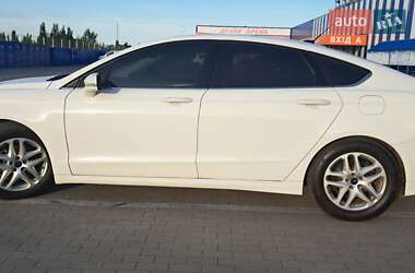 Седан Ford Fusion 2014 в 