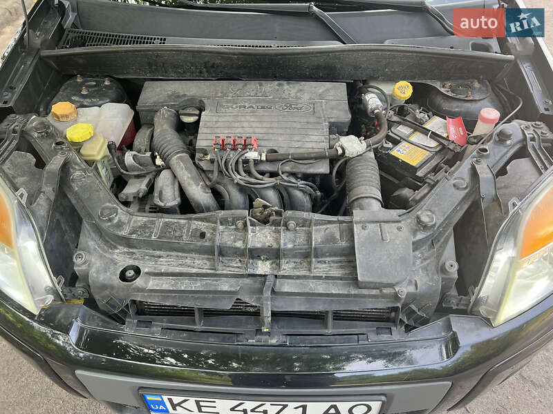 Хэтчбек Ford Fusion 2005 в Верхнеднепровске
