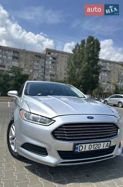 Седан Ford Fusion 2014 в 