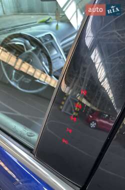 Седан Ford Fusion 2015 в 