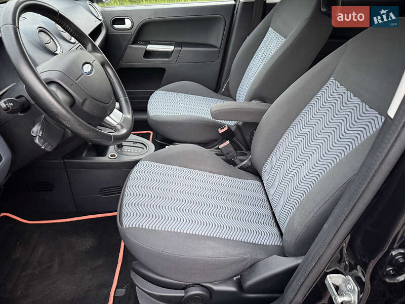 Хетчбек Ford Fusion 2008 в Луцьку