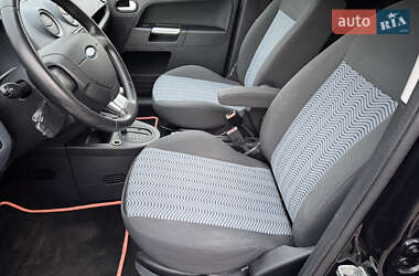 Хэтчбек Ford Fusion 2008 в 