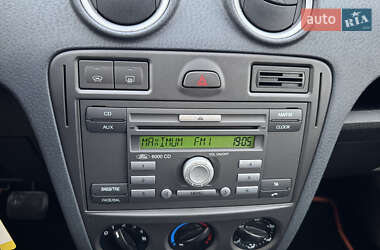 Хэтчбек Ford Fusion 2008 в 
