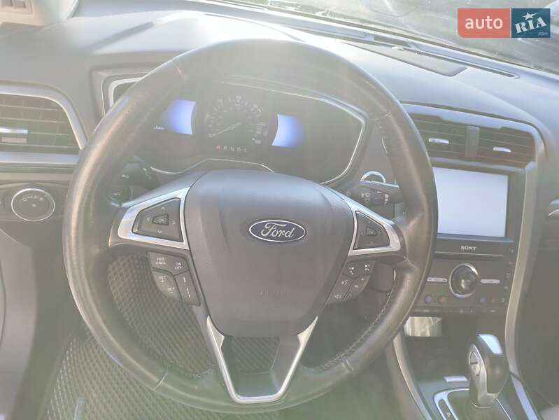 Седан Ford Fusion 2015 в Виннице