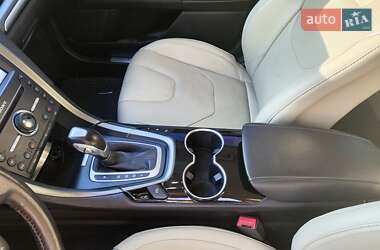 Седан Ford Fusion 2015 в 