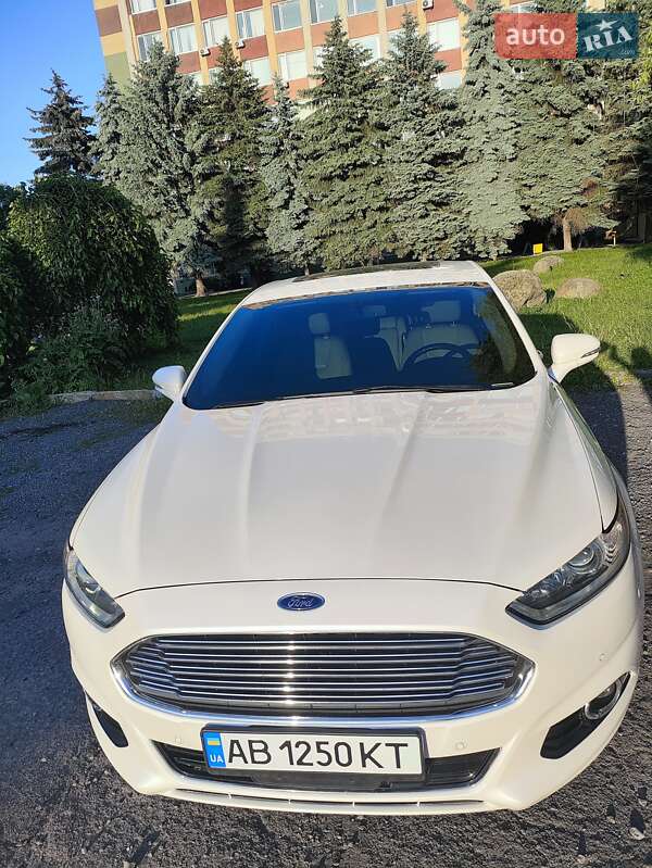 Седан Ford Fusion 2015 в Виннице
