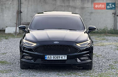 Седан Ford Fusion 2016 в 