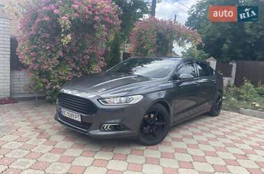 Седан Ford Fusion 2016 в 