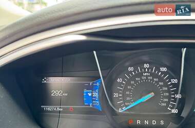 Седан Ford Fusion 2016 в 