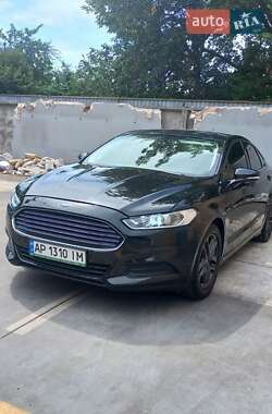Седан Ford Fusion 2014 в 