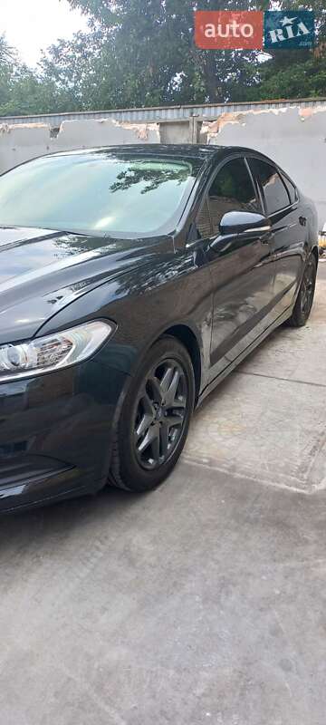Седан Ford Fusion 2014 в Киеве