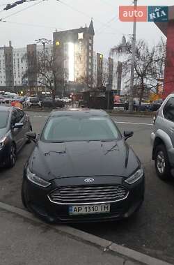 Седан Ford Fusion 2014 в 