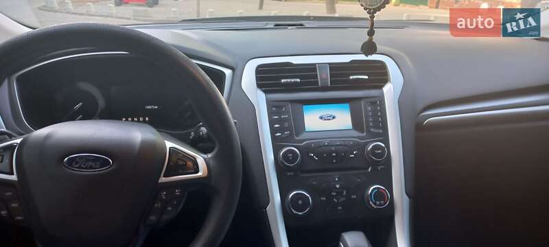 Седан Ford Fusion 2014 в Киеве