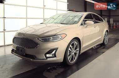 Ford Fusion 2019