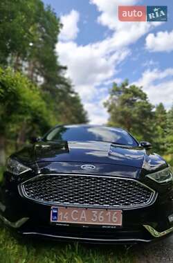 Седан Ford Fusion 2020 в 