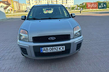 Хетчбек Ford Fusion 2010 в 