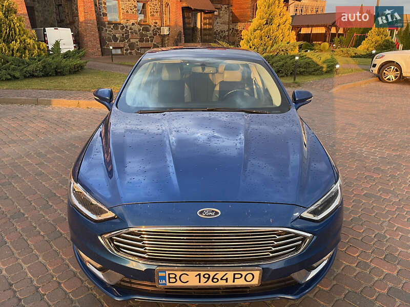 Седан Ford Fusion 2016 в Львове