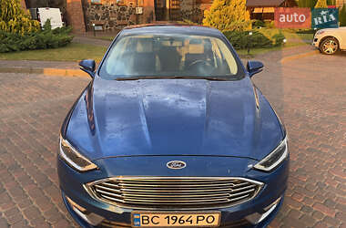 Седан Ford Fusion 2016 в 