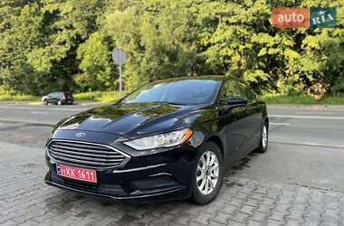 Седан Ford Fusion 2017 в 