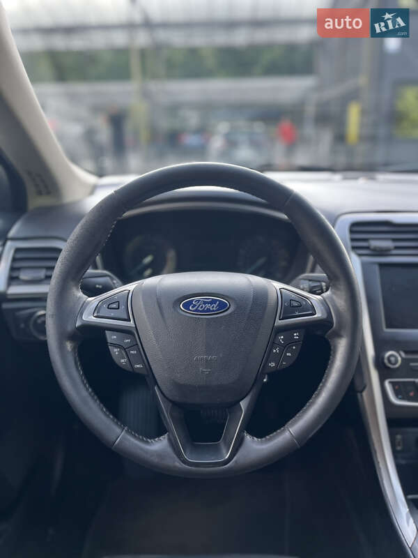 Седан Ford Fusion 2017 в Киеве