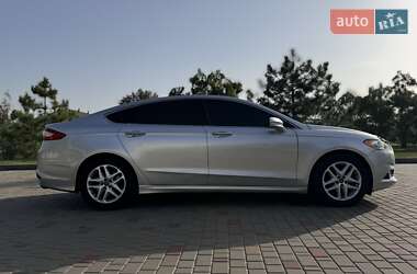 Седан Ford Fusion 2013 в Ізмаїлі