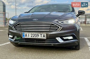 Седан Ford Fusion 2016 в 