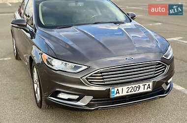 Седан Ford Fusion 2016 в 