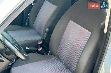 Хэтчбек Ford Fusion 2007 в 