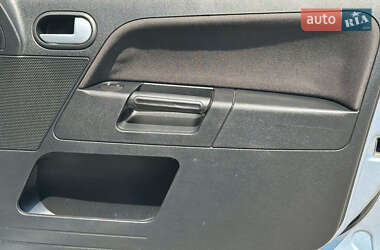 Хэтчбек Ford Fusion 2007 в 