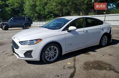 Ford Fusion 2019