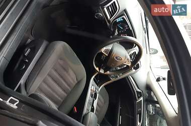 Седан Ford Fusion 2016 в 