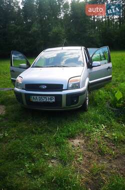 Хэтчбек Ford Fusion 2008 в 