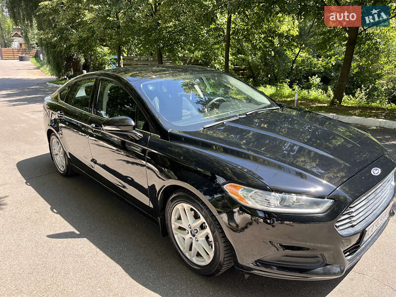 Седан Ford Fusion 2015 в Киеве