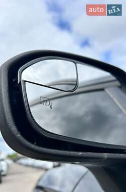 Седан Ford Fusion 2018 в 
