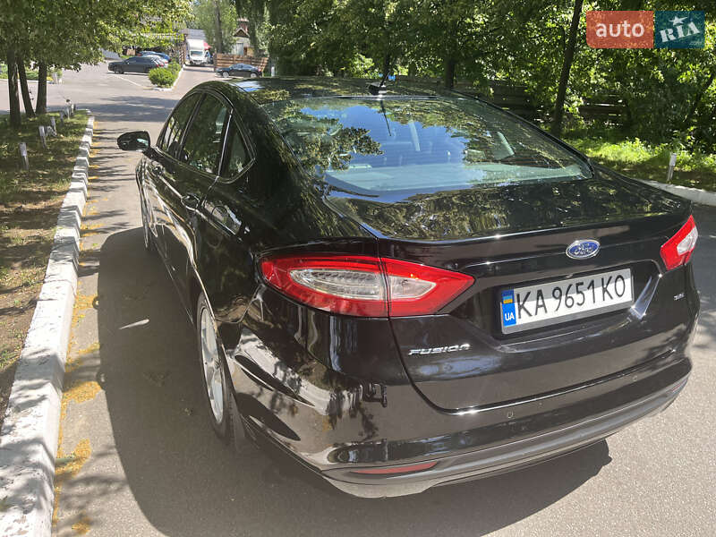 Седан Ford Fusion 2015 в Киеве