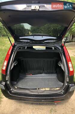 Хэтчбек Ford Fusion 2006 в 
