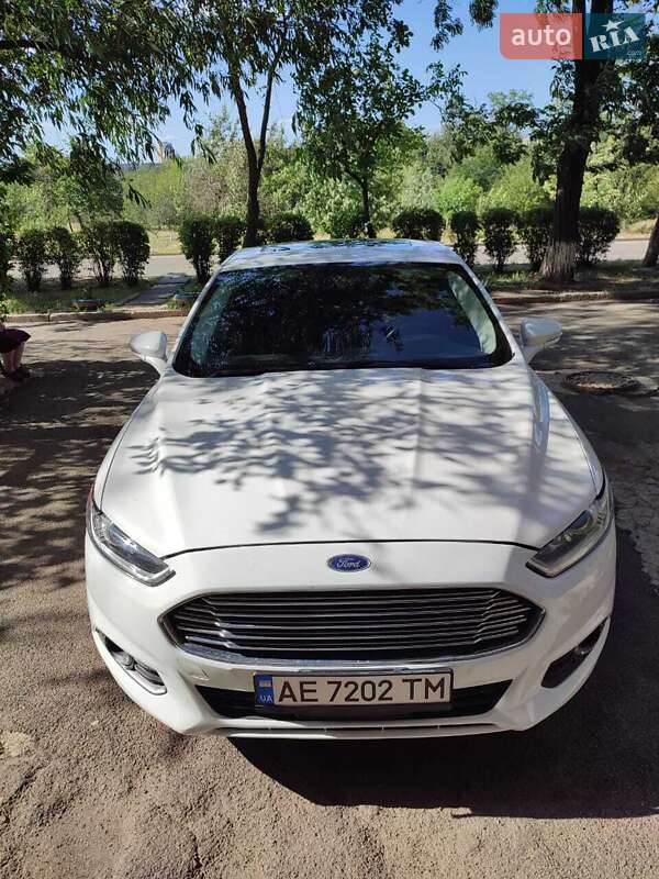 Седан Ford Fusion 2014 в Кривом Роге