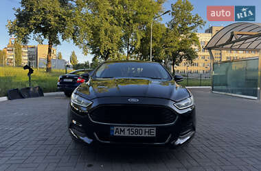 Седан Ford Fusion 2016 в Києві