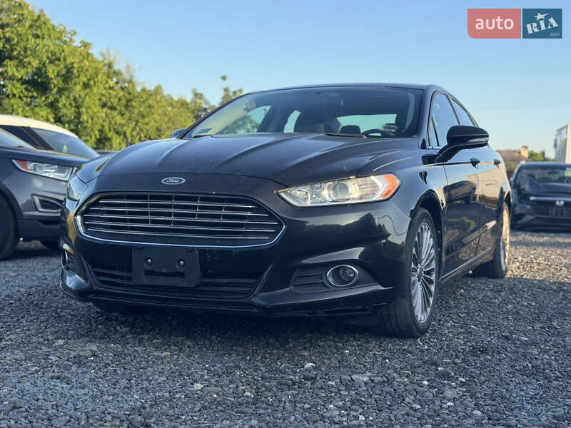 Седан Ford Fusion 2012 в Львове