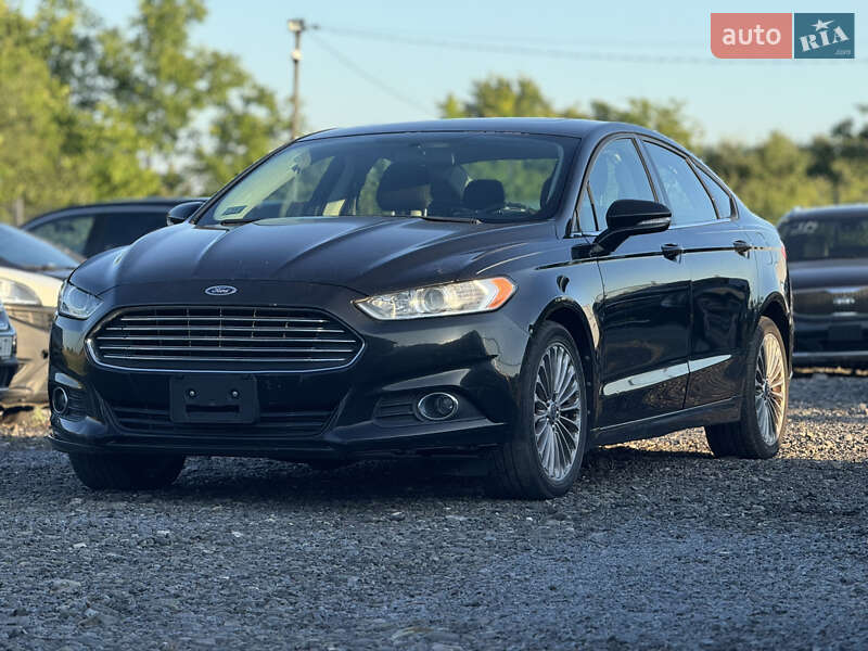 Седан Ford Fusion 2012 в 