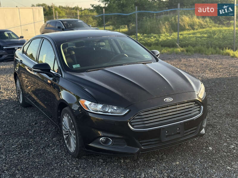 Седан Ford Fusion 2012 в Львове