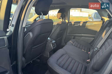 Седан Ford Fusion 2012 в 